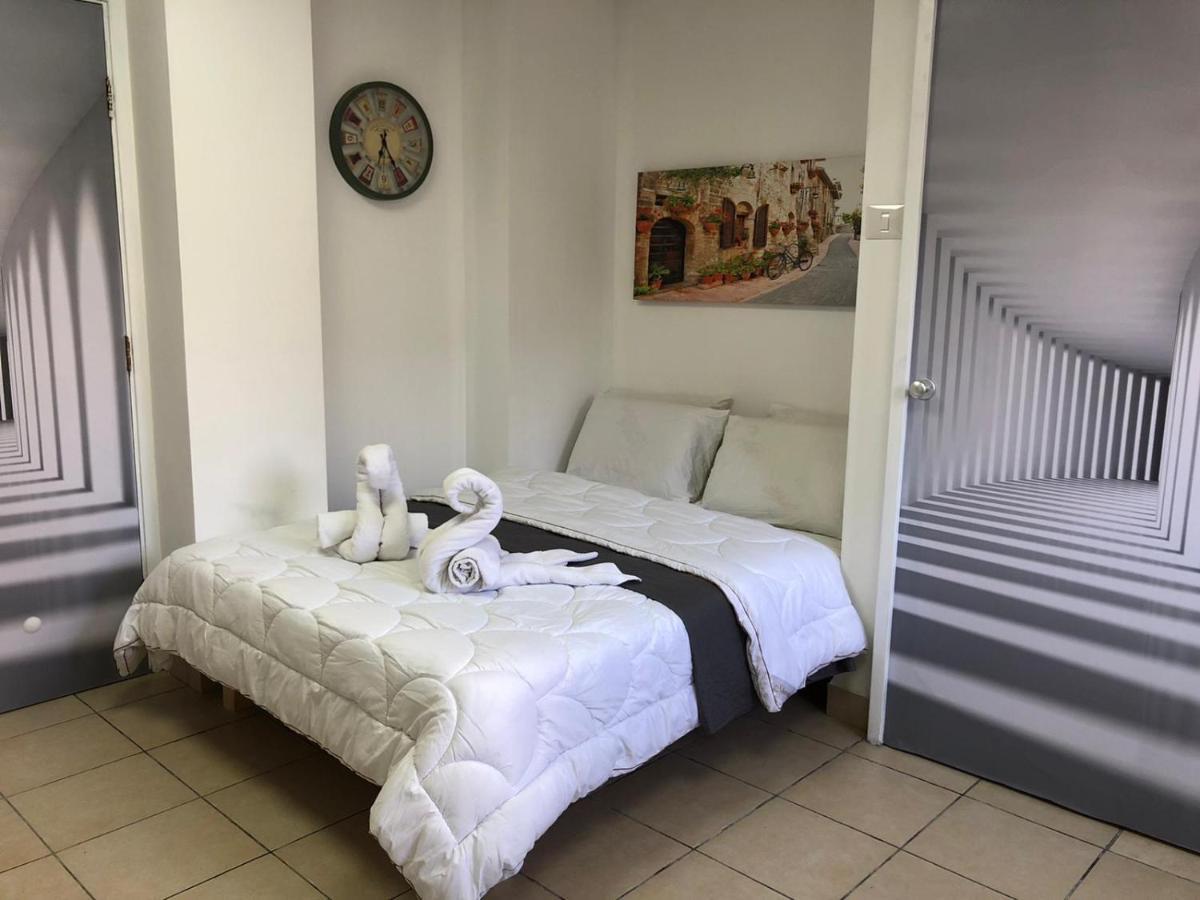 בת ים Hotel Room Service מראה חיצוני תמונה